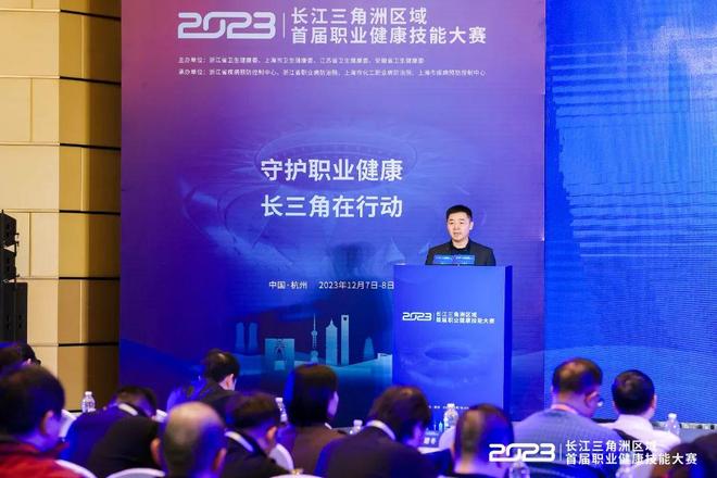 在勇士 在勇士